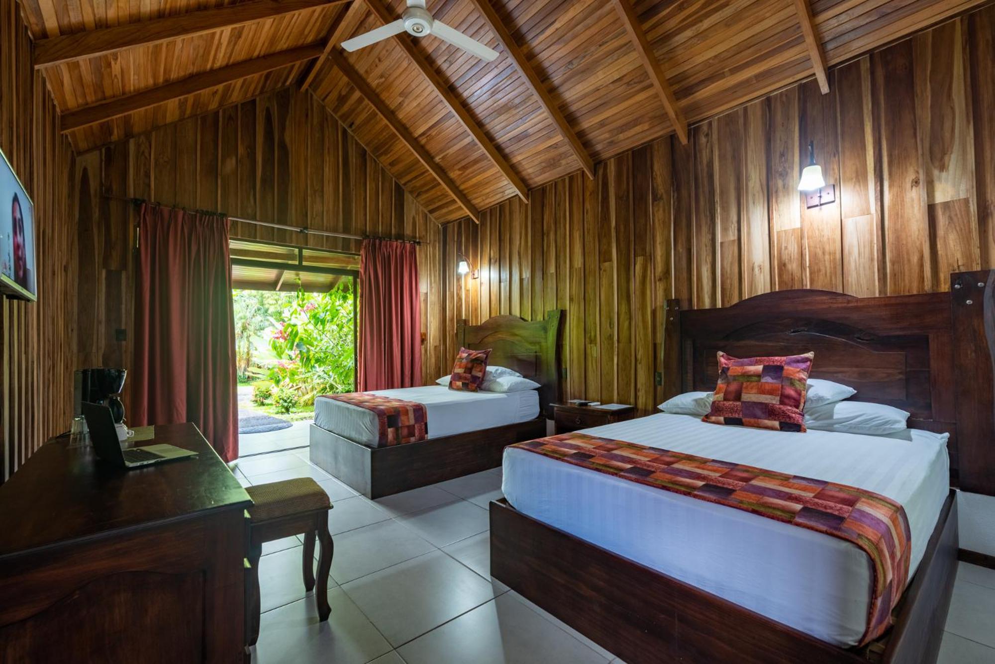 Arenal History Inn La Fortuna 외부 사진
